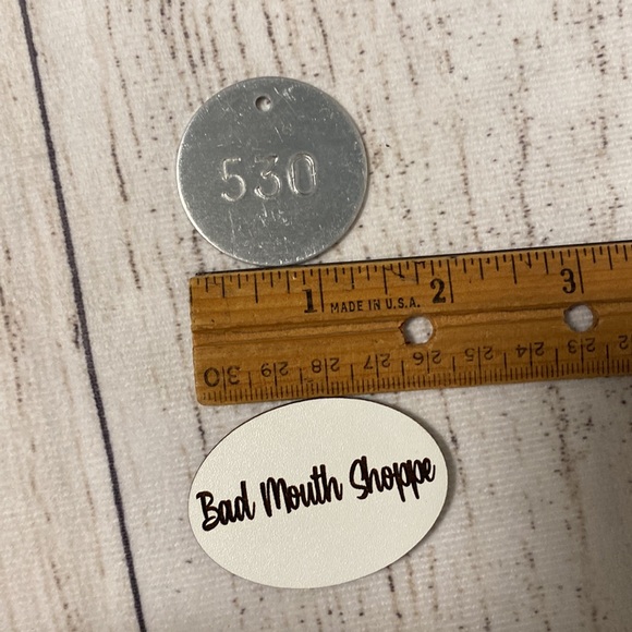 *Set of 95 Silver Stamped Numerical Number Identifying Circle Tags - Picture 4 of 4